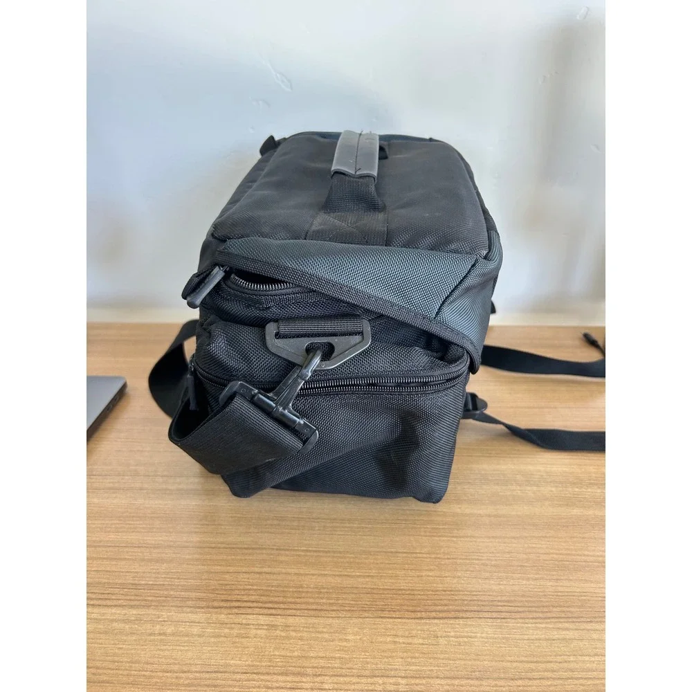 Canon EOS Utility Tech Camera Bag Black Gray DSLR Gadget Case Normcore